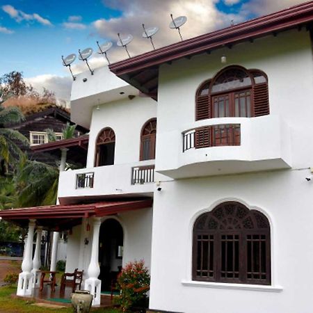 Green Heritage Holiday Resort Mahiyanganaya Buitenkant foto